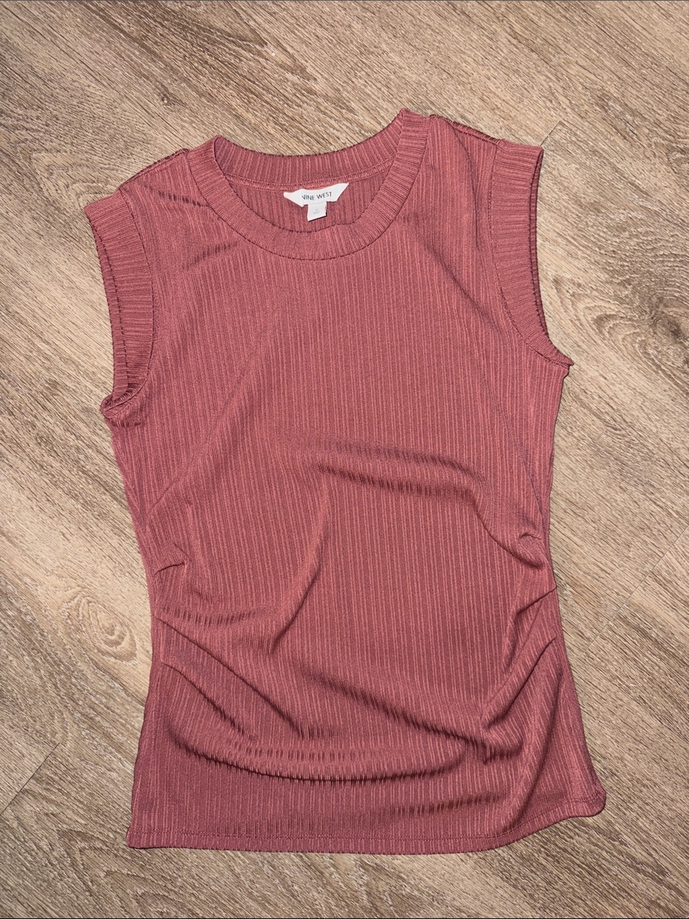 Nine West tank top size small